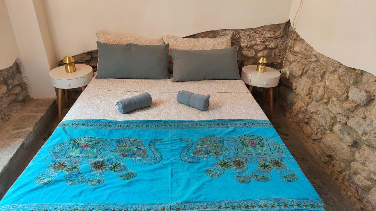 La Casa Delle Pietre Parlanti - Casa In Pietra Ai Piedi Del Parco Delle 5 Terre Bed & Breakfast Biassa Ngoại thất bức ảnh