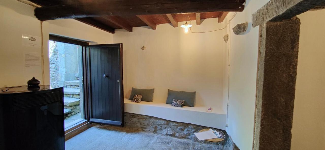 La Casa Delle Pietre Parlanti - Casa In Pietra Ai Piedi Del Parco Delle 5 Terre Bed & Breakfast Biassa Ngoại thất bức ảnh